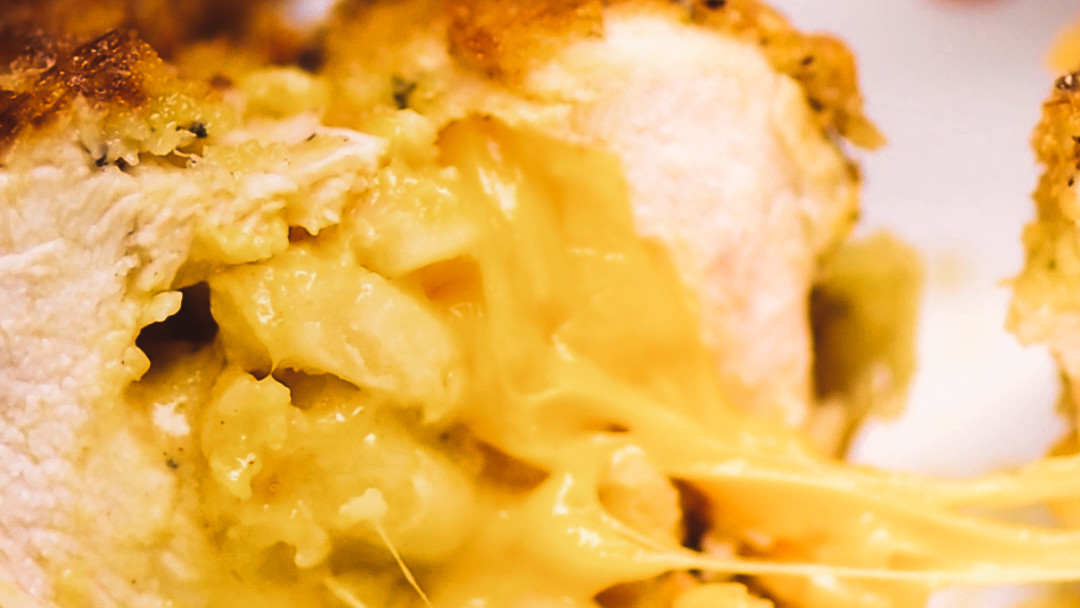 Mac & Cheese Stuffed Chicken